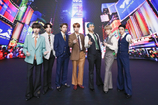 ο "BTS   "Դ ?